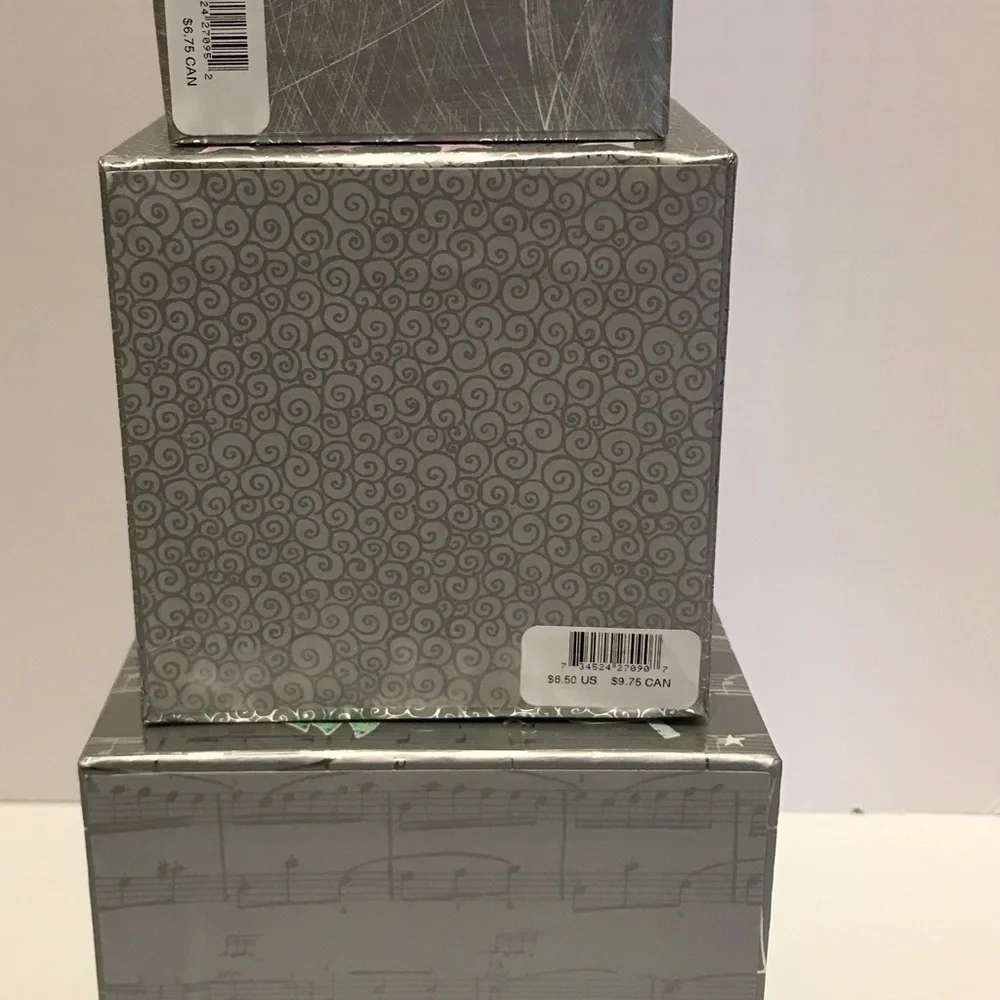 3 Stacking Nesting Gift Boxes Musical Christmas Holiday Design NEW.